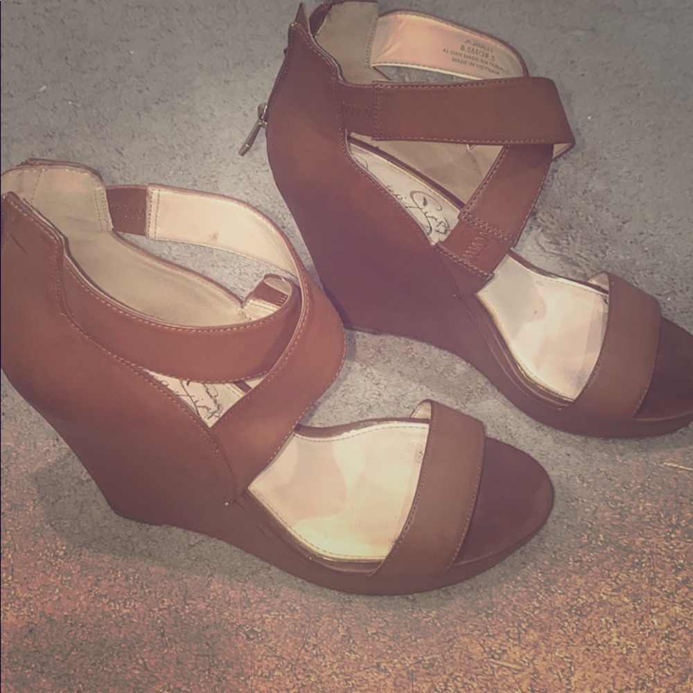 Jessica Simpson cognac platform sandals
